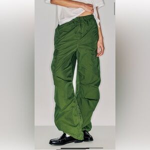 TNA Aritzia parachute cargo Pants